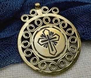 Підвіска дукач Сонячний хрест, 39мм, латунь (10143) 10143 фото