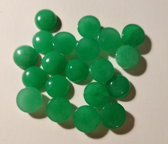 Кабошон Жадеїт зелений, d=10,1 мм (3682) 3682 фото