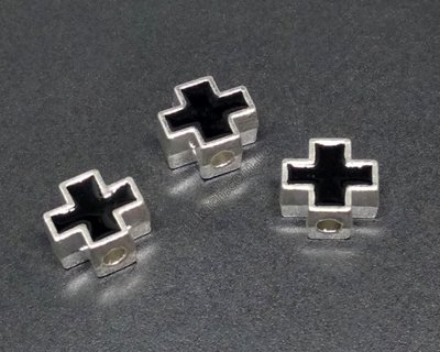 Намистина Чотирикутний Хрест, срібло, чорна емаль, 7мм (3943) 3943 фото