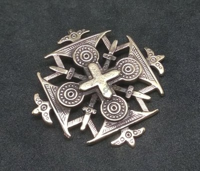 Згардовий рівнокінцевий хрест Щит, 38мм, бронза антична (42122) 42122 фото