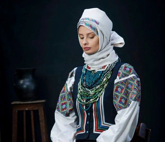 Низка намистин Блакитна бірюза, намистина 10мм, +/- 38шт., імітація (13153) 13153 фото